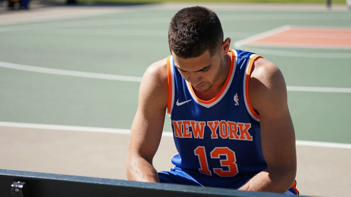 New York Knicks lose Drew Eubanks to torn pectoral, waive veteran center